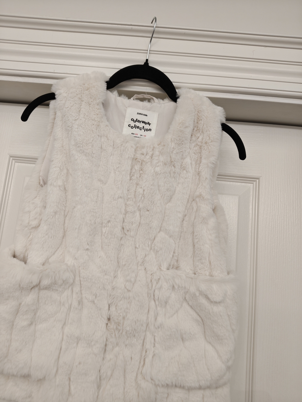 Zara Faux Fur Vest in Off-White
